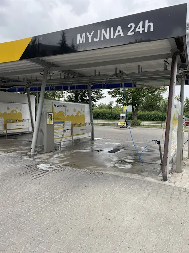 Banieczka - Bezdotykowa Myjnia Samochodowa 24H